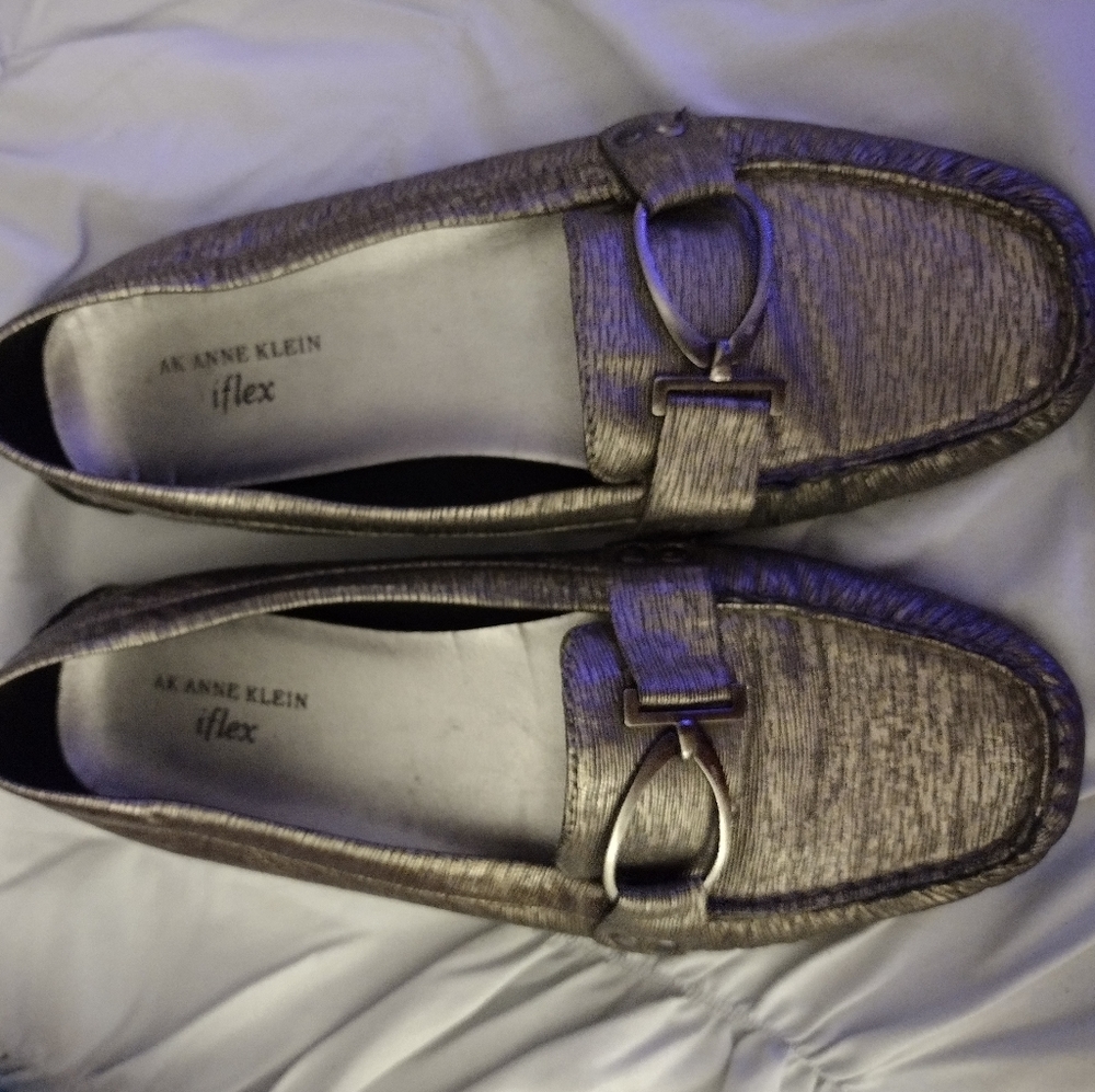 Women's Anne Klein Iflex Metallic Driving Moccasin Size 9